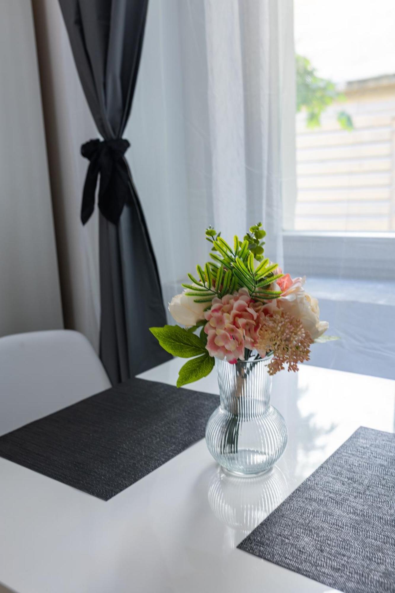 Wenceslas Square Apartment Prága Kültér fotó